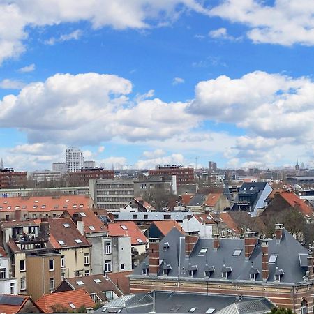 Modern Apartment In Cureghem Anderlecht 134 M² + Terrace Bruxelas Exterior foto