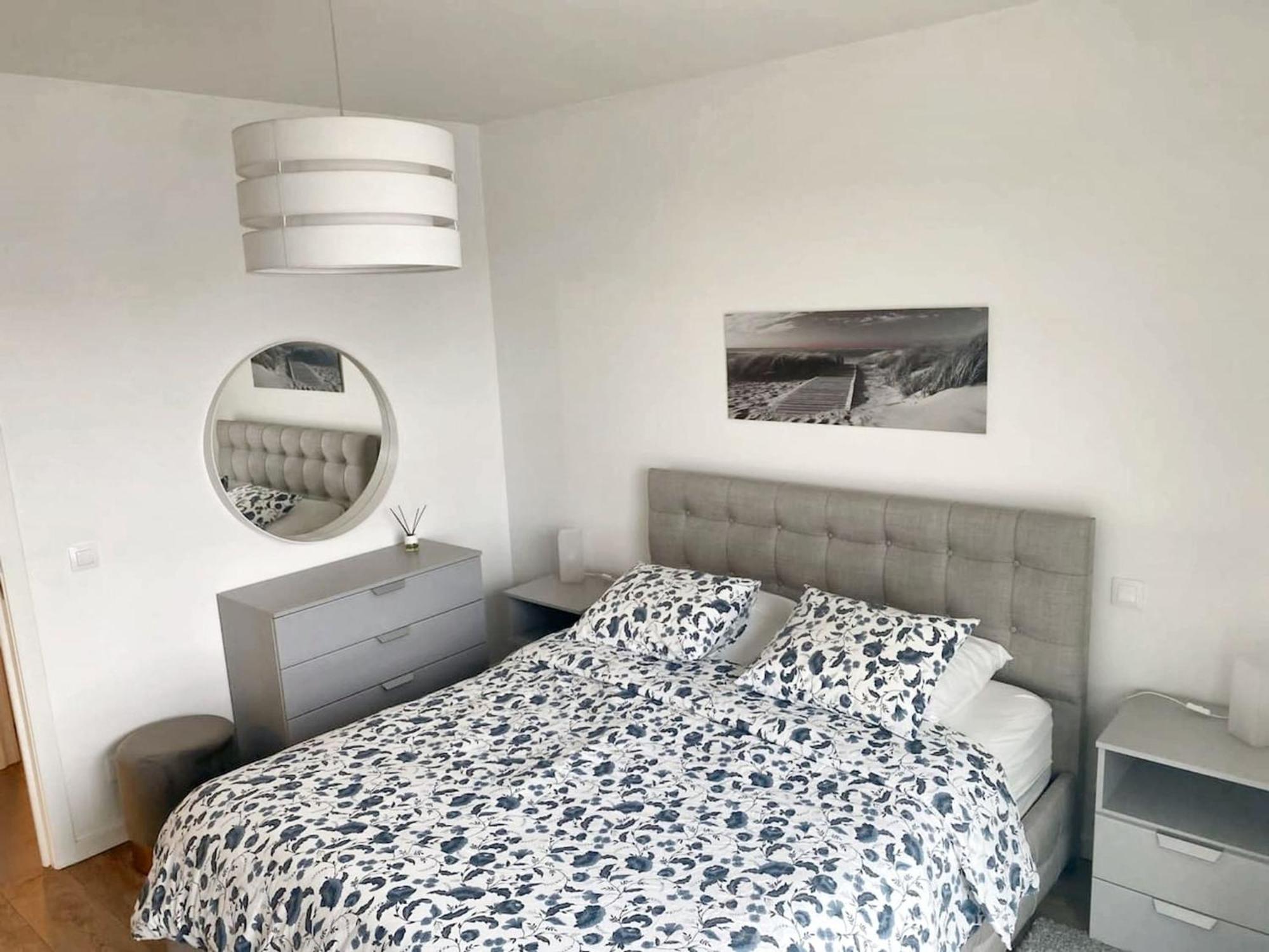Modern Apartment In Cureghem Anderlecht 134 M² + Terrace Bruxelas Exterior foto